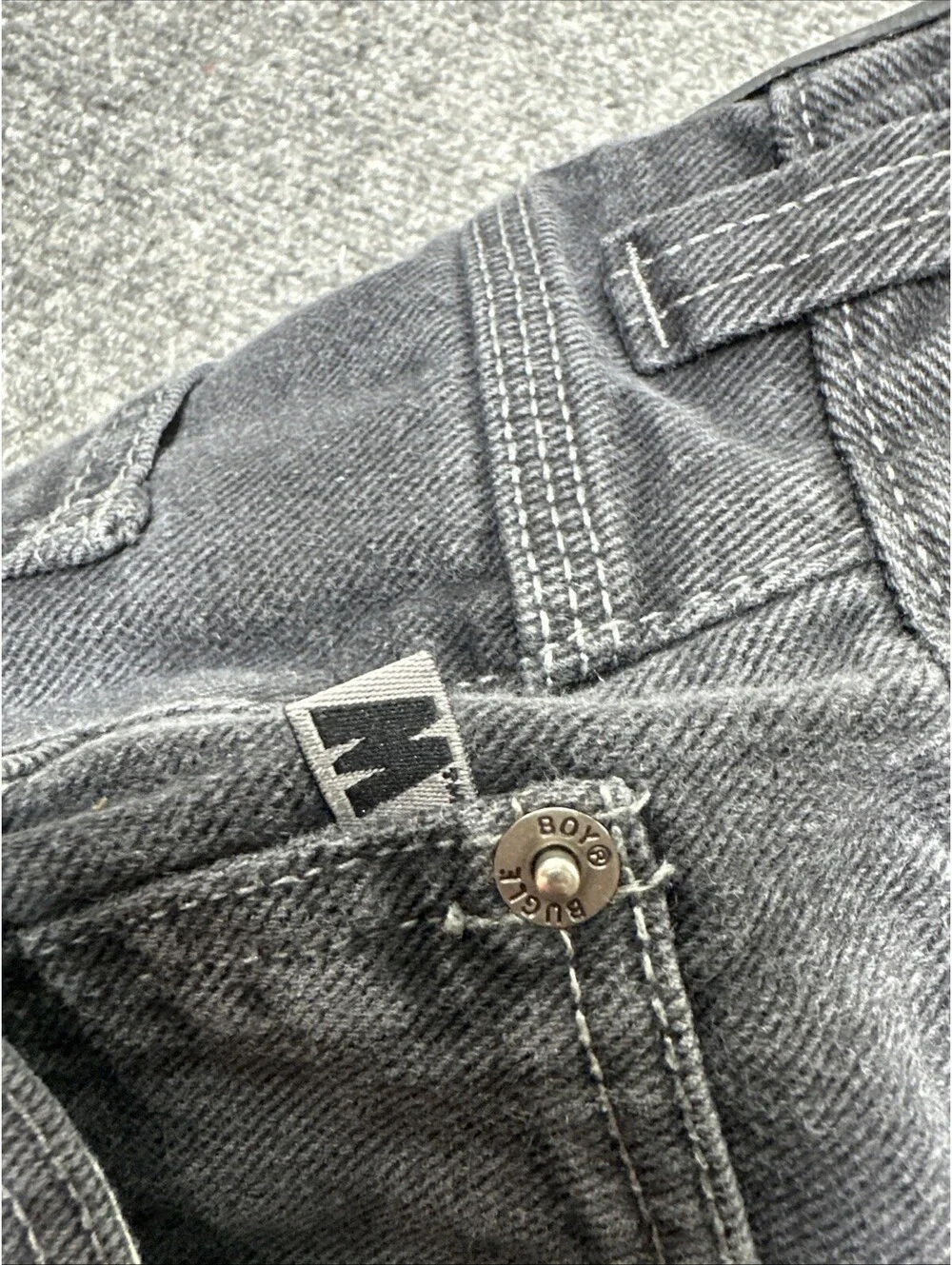 Vintage Bugle Boy 7M Baggy Jeans Men's Size 34x30 Black Denim Gold Crest Series